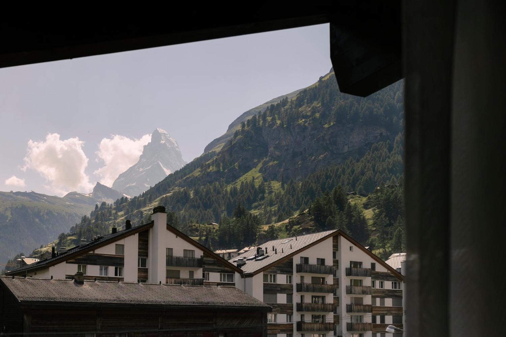 Schloss Zermatt - Cbd & Adaptogenic Spa And Sport Hotel Exterior foto
