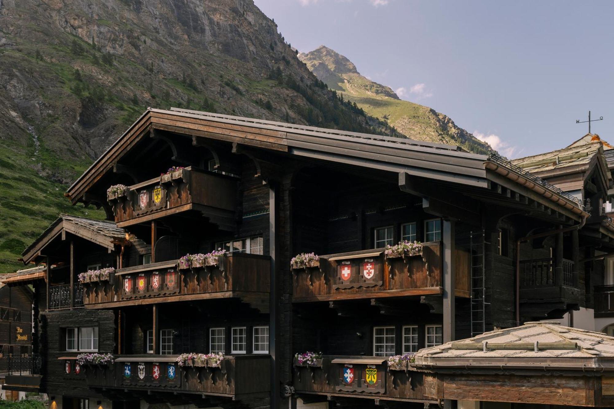 Schloss Zermatt - Cbd & Adaptogenic Spa And Sport Hotel Exterior foto