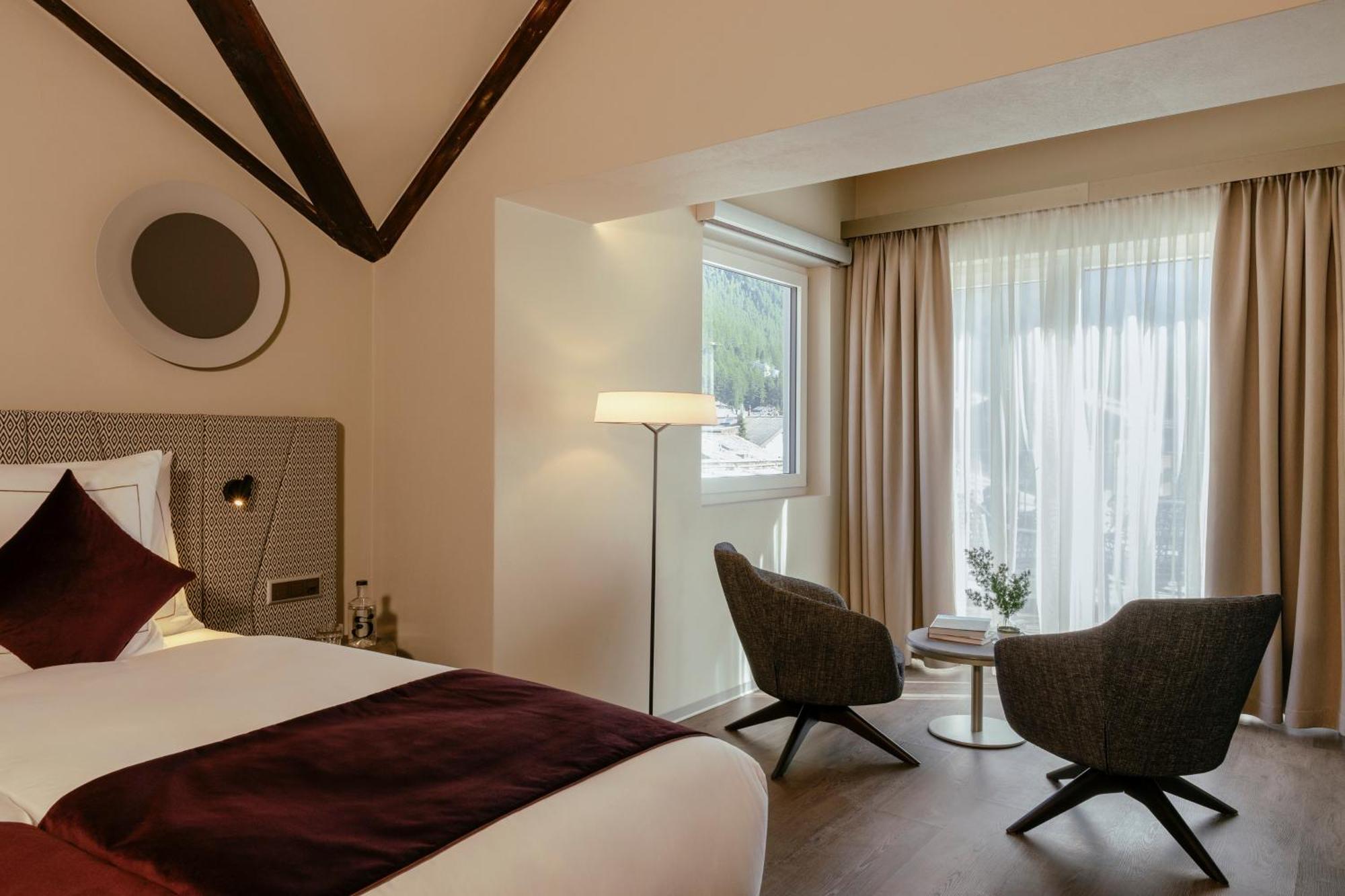 Schloss Zermatt - Cbd & Adaptogenic Spa And Sport Hotel Exterior foto