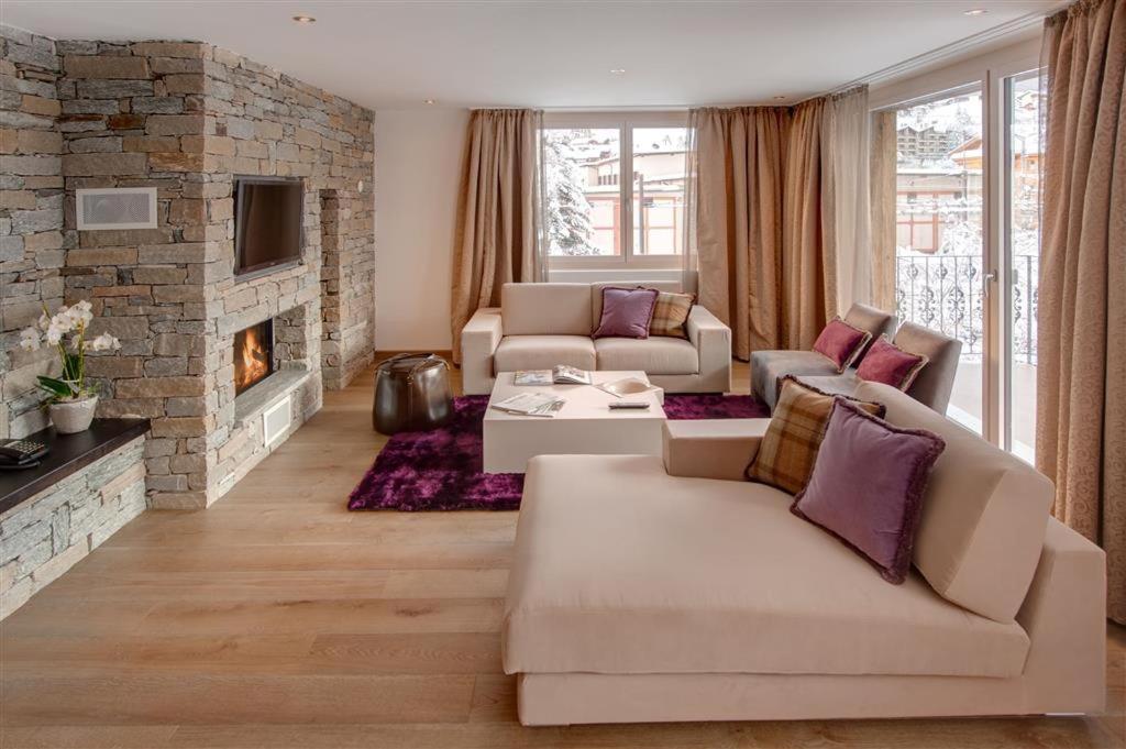 Schloss Zermatt - Cbd & Adaptogenic Spa And Sport Hotel Exterior foto